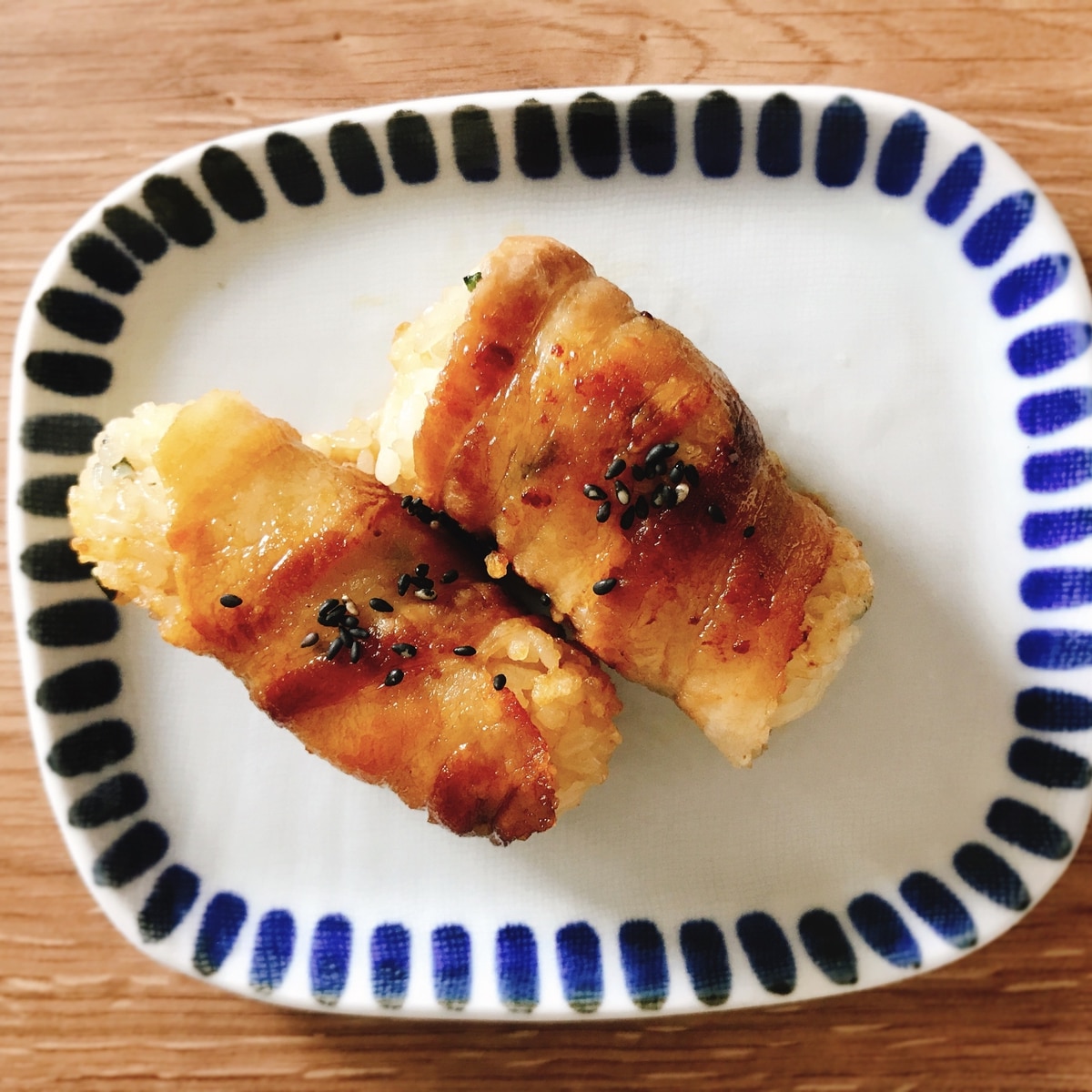 焼肉のたれで味付け簡単 みんな大好き肉巻きおにぎり レシピ 作り方 By Cocopoteito 楽天レシピ 焼肉のたれで味付け簡単 みんな大好き肉巻きおにぎり レシピ 作り方 By Cocopoteito 楽天レシピ